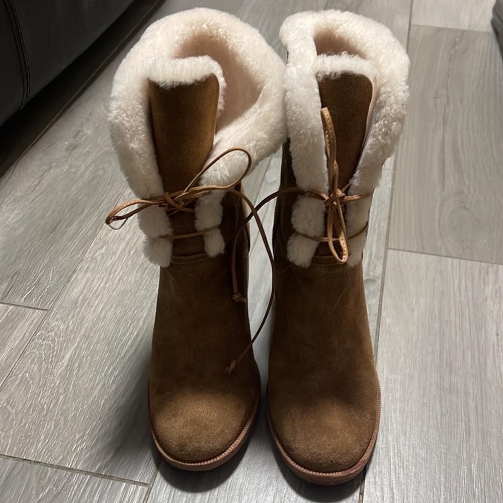 Ugg Jerene Boot Booties - Picture 2 of 6
